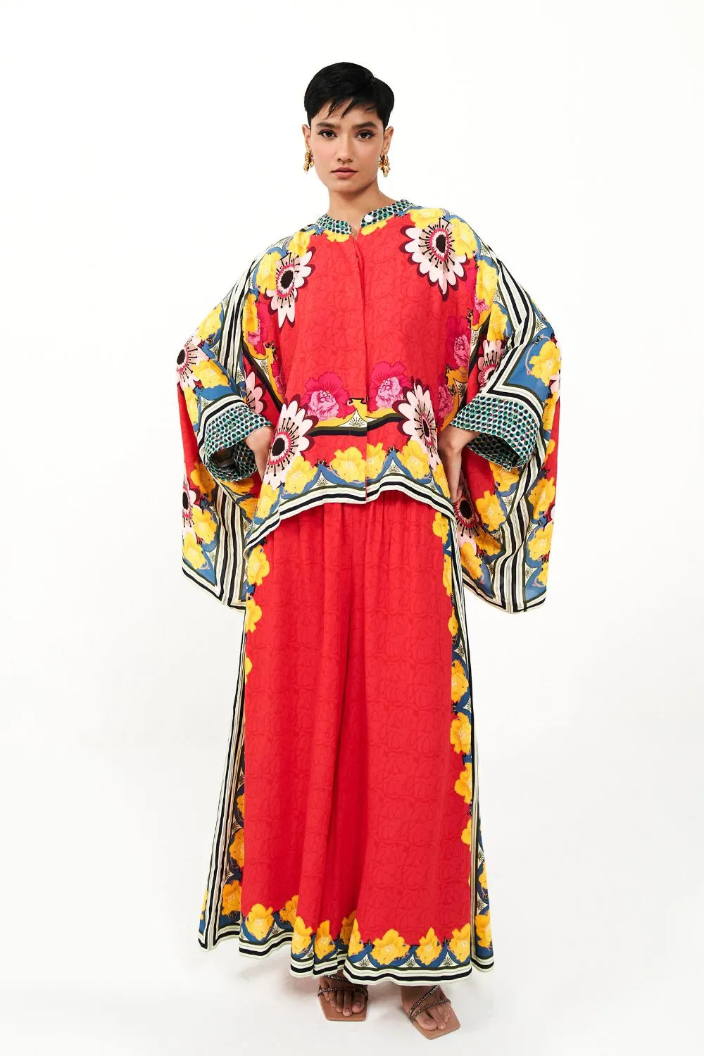 Detail view of Alina multicolour cape blouse with pants set